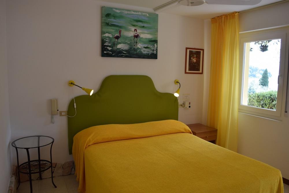 Hotel Casa Popi 말세진느 외부 사진