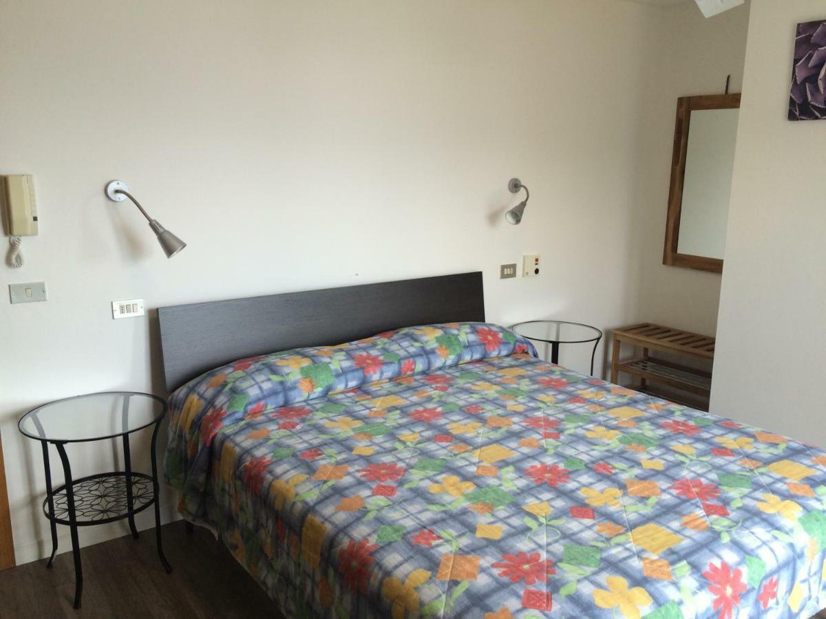 Hotel Casa Popi 말세진느 외부 사진